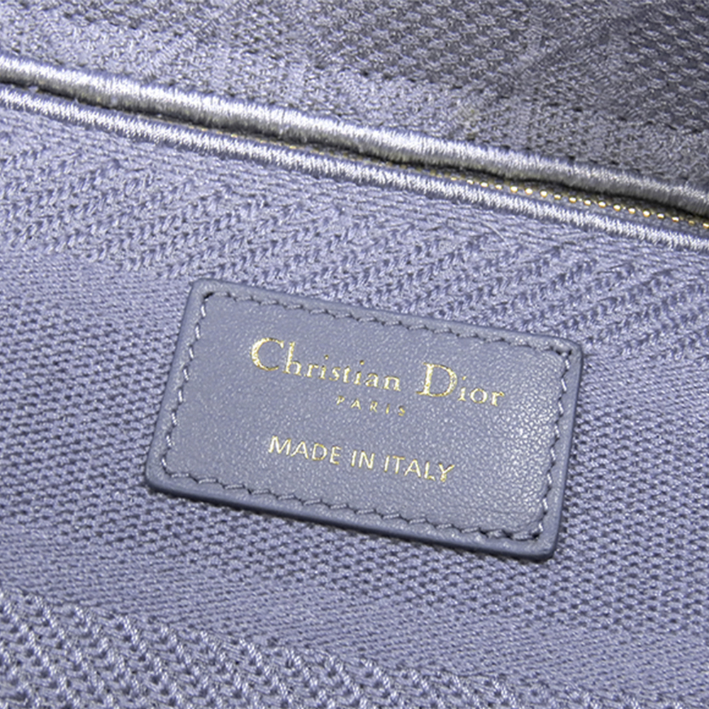 Pre-Loved Dior Medium Lady D-Lite - Picture 4 of 9
